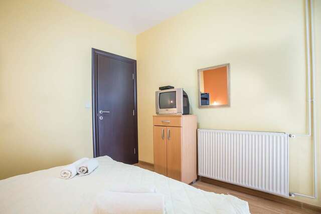 Гостевой дом Mali Miločer Bay Accommodation Свети-Стефан-15