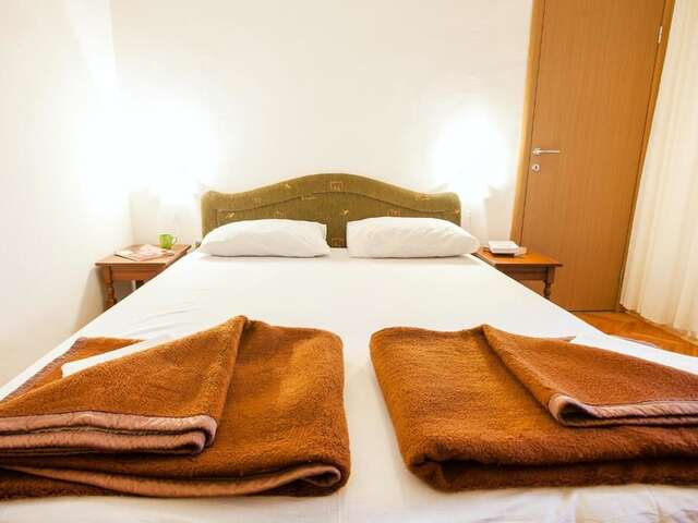 Гостевой дом Mali Miločer Bay Accommodation Свети-Стефан-59